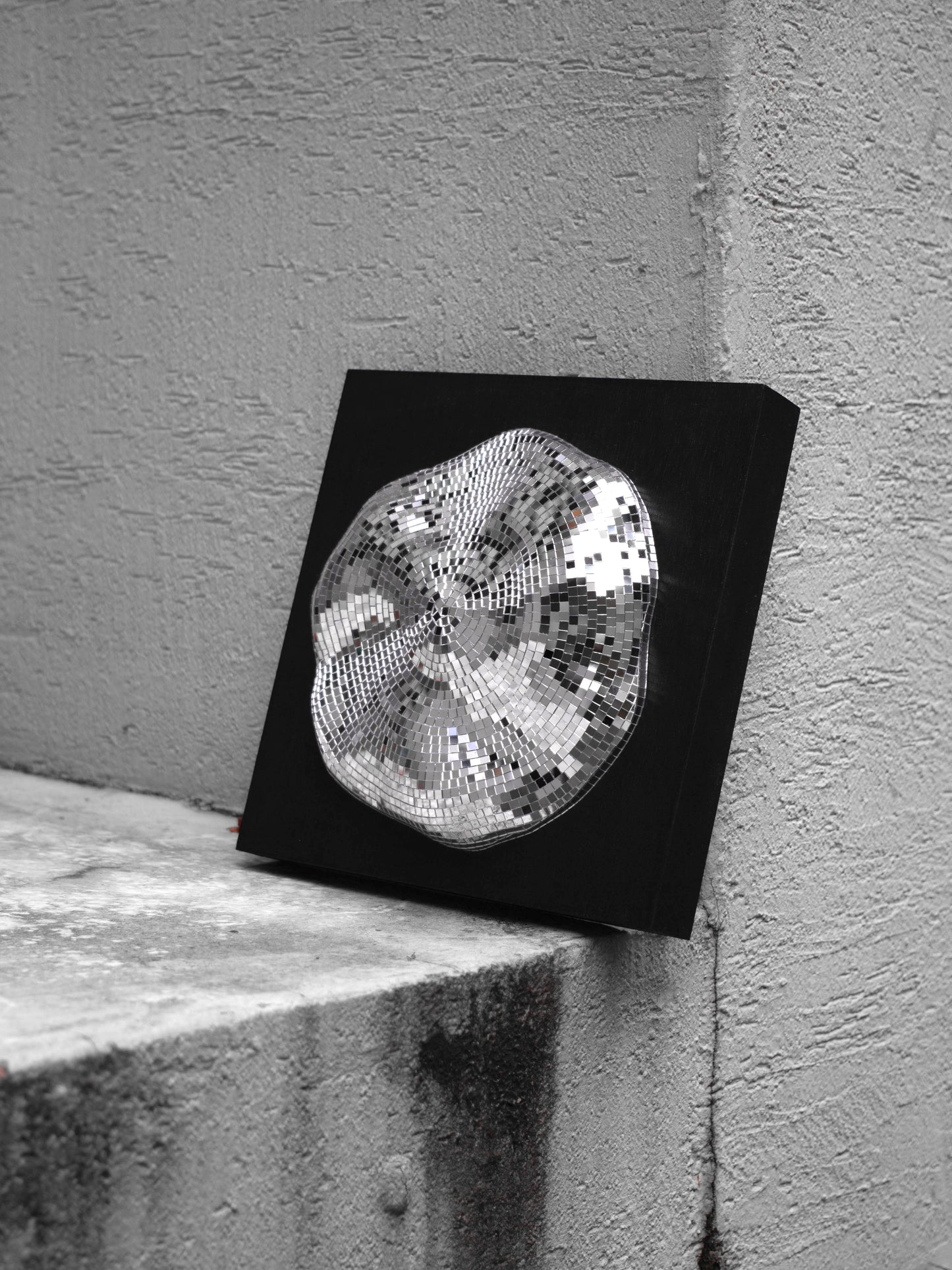 Event horizon / white hole #1