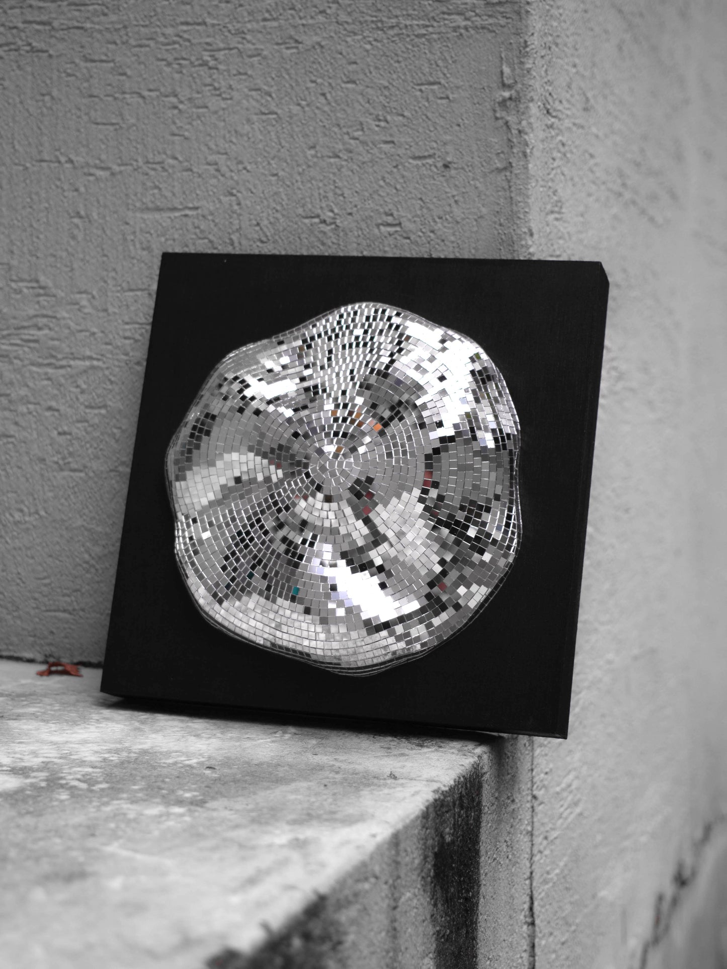 Event horizon / white hole #1