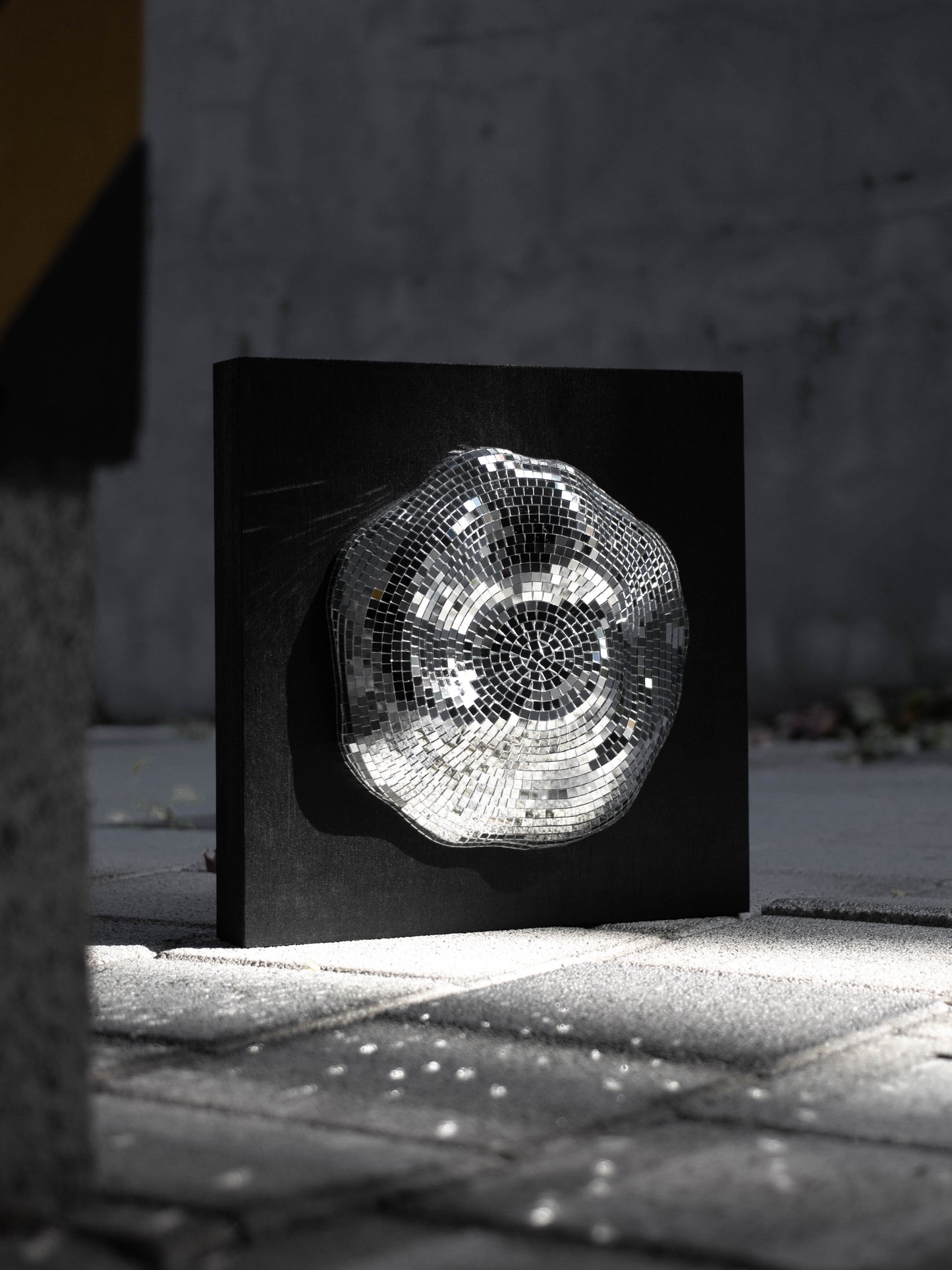 Event horizon / white hole #2