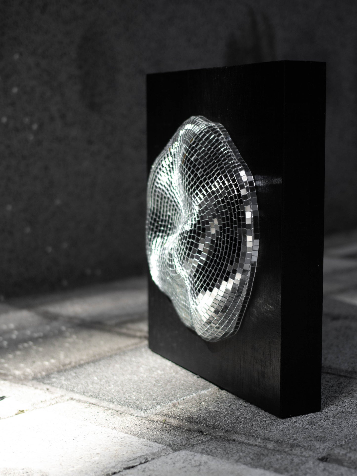 Event horizon / white hole #2